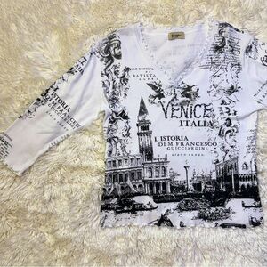 Venice Italia Graphic Print Half Sleeve V-Neck Ruffle Trim Top